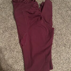 Workout Maroon Leggings Fit Booty brand